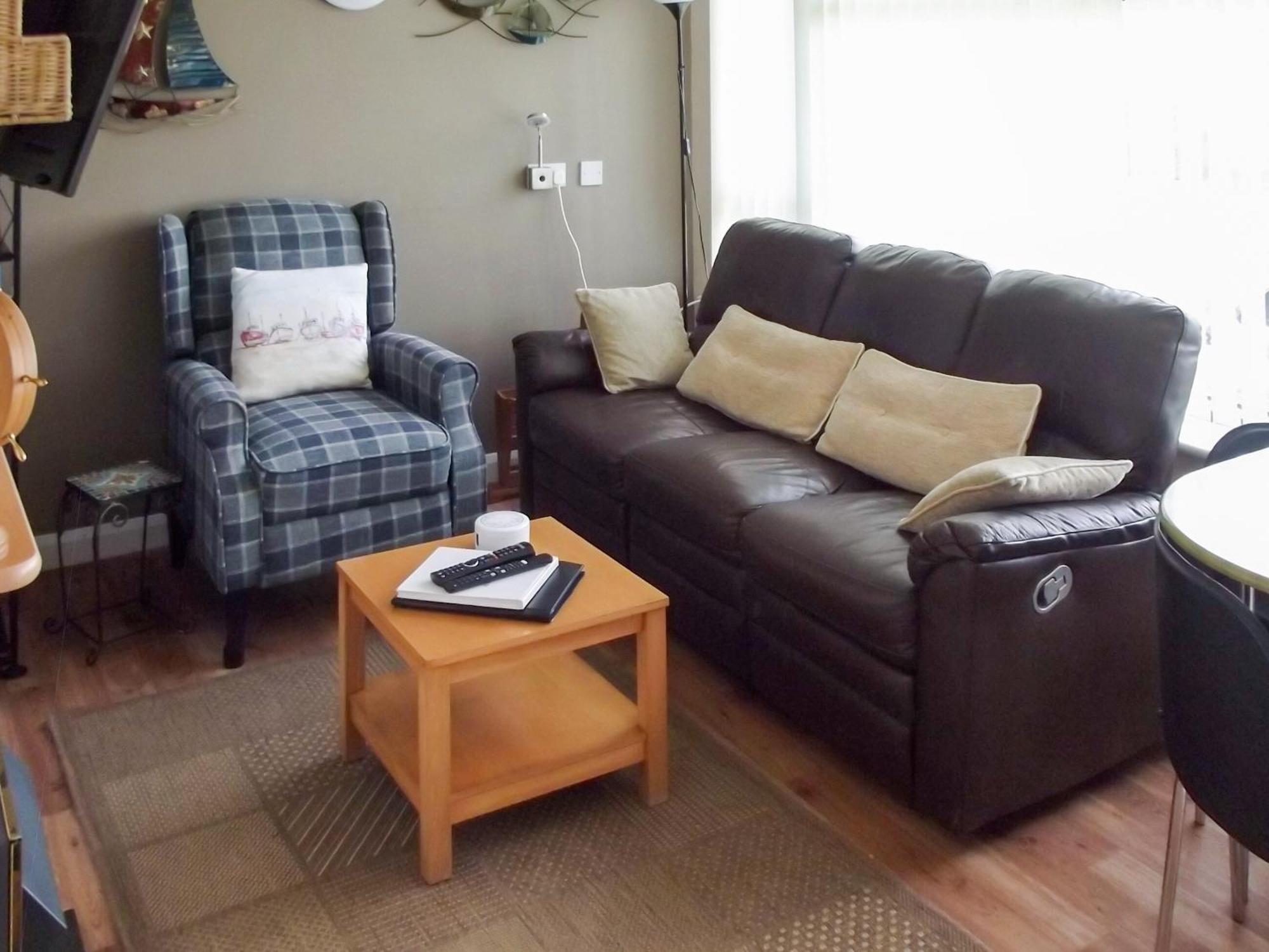 Hollyhocks Villa Walcott  Екстериор снимка