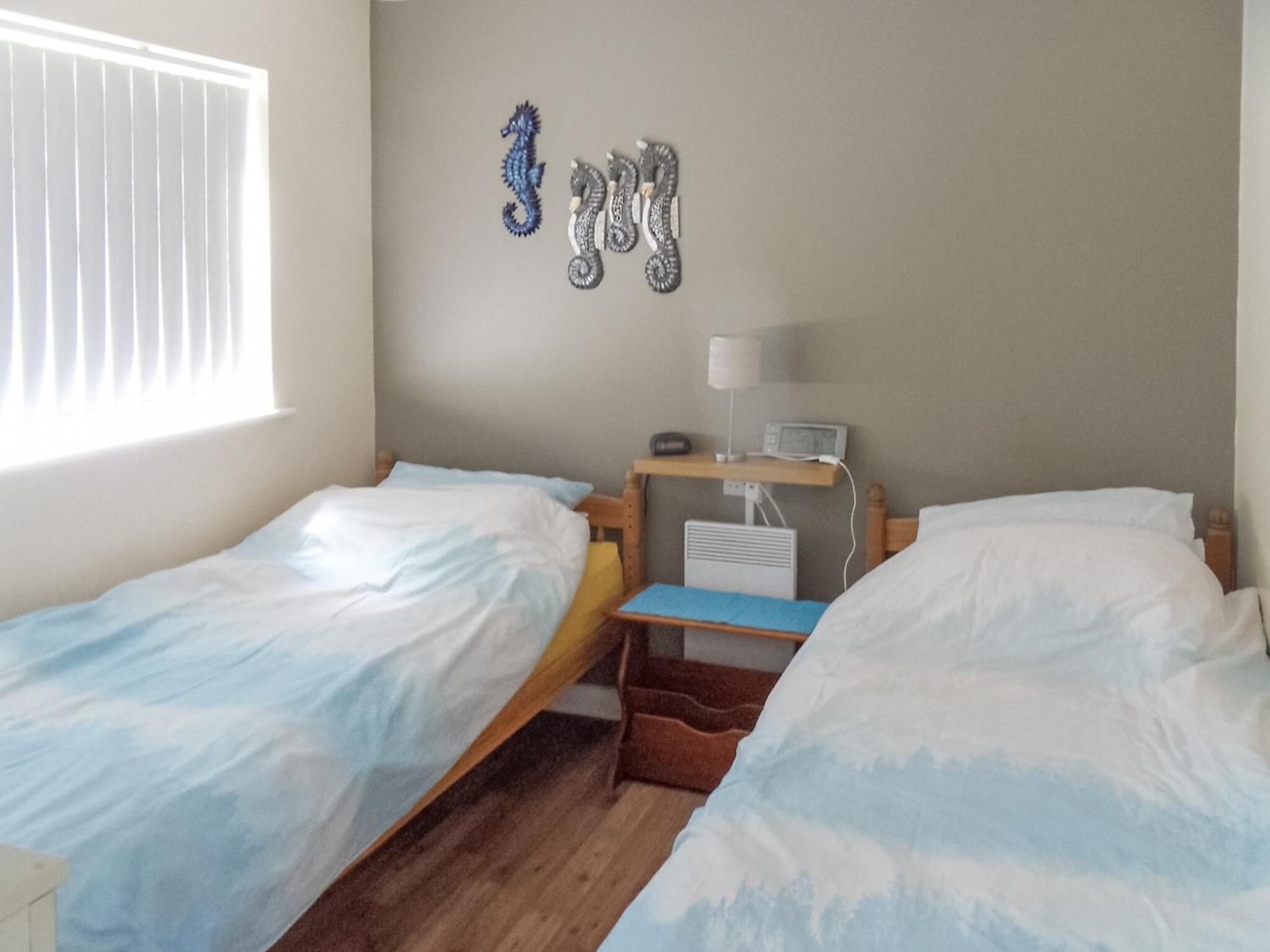 Hollyhocks Villa Walcott  Екстериор снимка